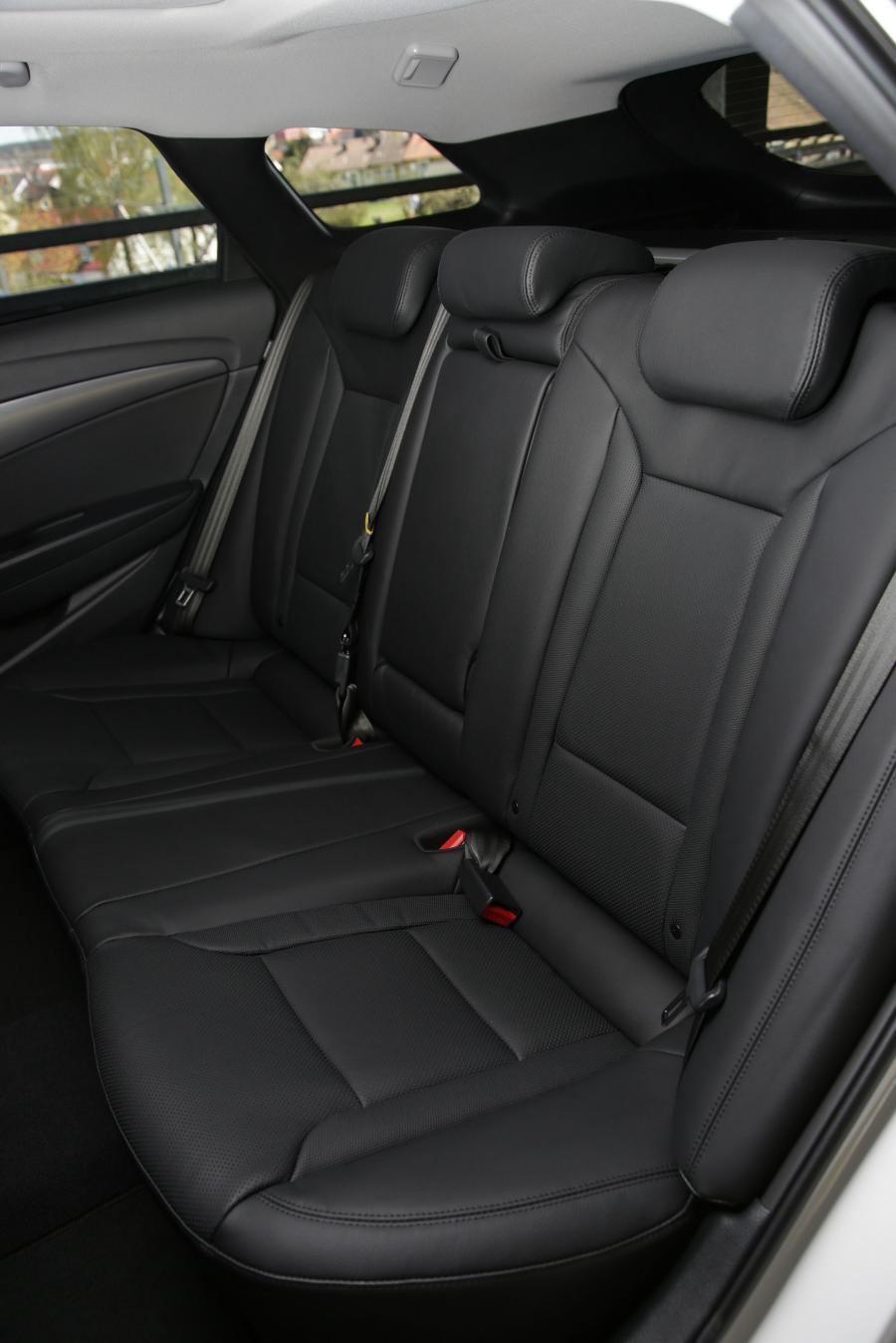 Hyundai i40 Wagon 2015 года  (фото 27 из 30)